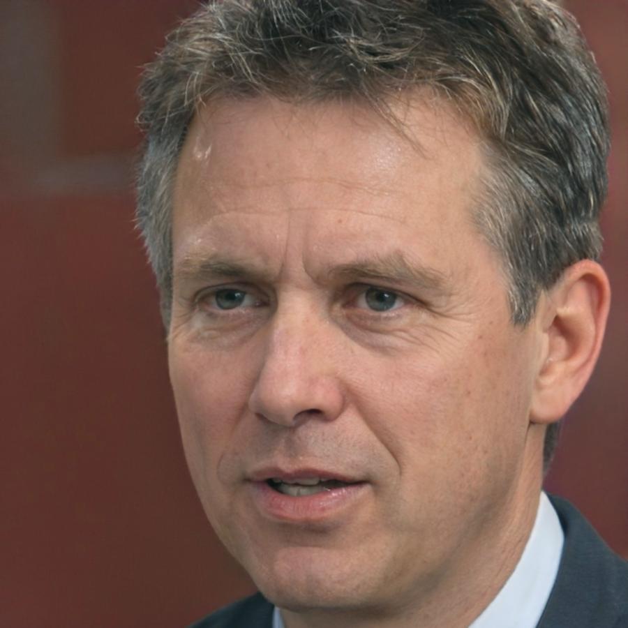 Кирилл Немцов - ведущий преподаватель теории цвета на платформе Dloxtarium